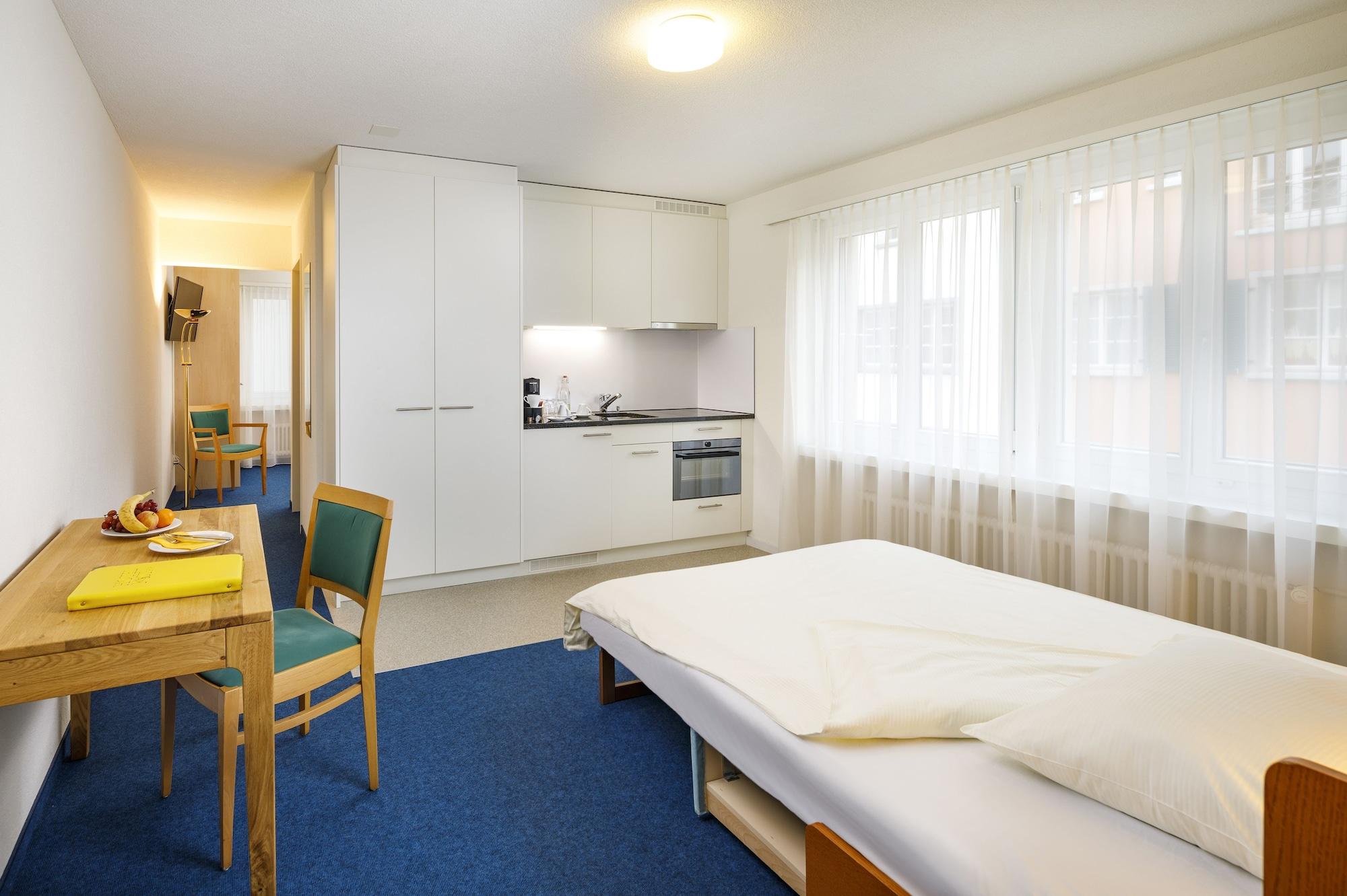 Post Hotel